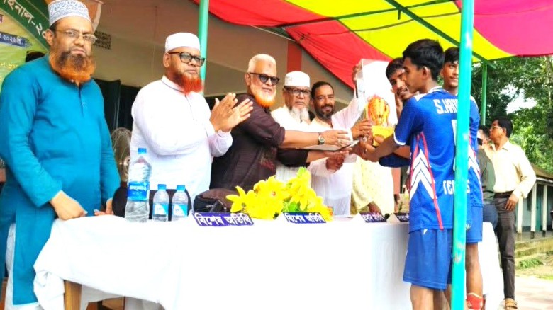 এসি আকরাম আন্ত:শ্রেণি ফুটবল টুর্নামেন্টে টেন টাইগার্স চ্যাম্