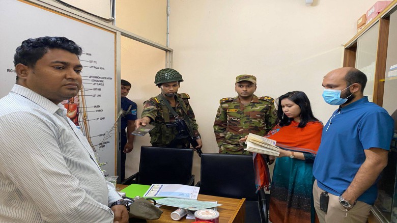 মধুপুরে স্বাস্থ্য সেবায় প্রতারণার অভিযোগে ৩০ হাজার টাকা জরিম