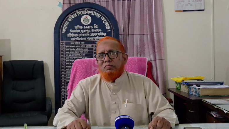 ছোট মনিরকে সংবর্ধনা দিতে বাধ্য করে আওয়ামী লীগ, স্বপন ফকিরের 