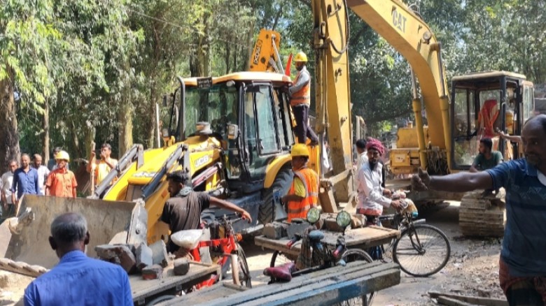 টাঙ্গাইলে ২৫ বছর পর ৫৪টি অবৈধ স্থাপনা উচ্ছেদ