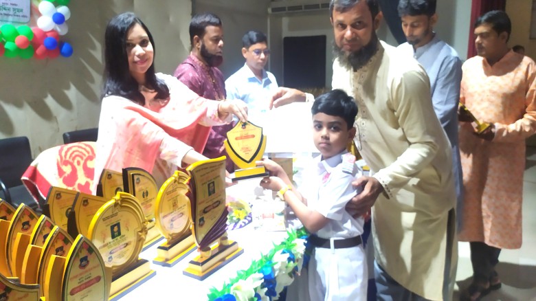 মধুপুরে বেসরকারি ও কিন্ডারগার্টেন  বৃত্তি প্রাপ্ত শিক্ষার্থী