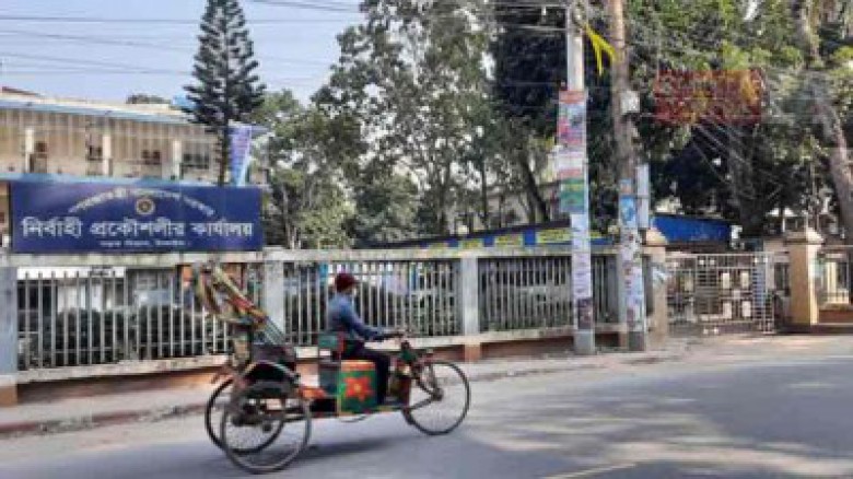 টাঙ্গাইলে কাজ বুঝে না নিয়েই ঠিকাদারকে ৫ কোটি টাকার অগ্রীম দি