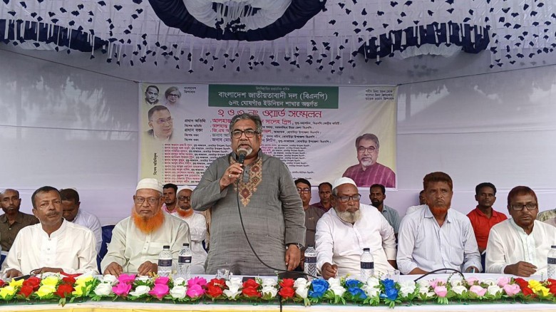 প্রশাসনকে সম্পূর্ণ নিরপেক্ষ করতে হবে : প্রিন্স