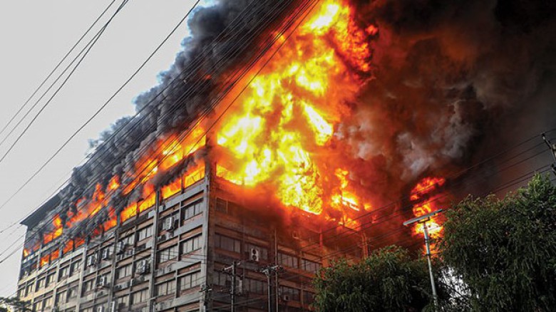 দেশের শিল্প-কারখানায় সাড়ে সাত বছরে অগ্নিদুর্ঘটনায় নিহত ১৩১