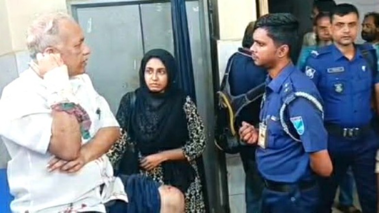 টাঙ্গাইল জেলা ব্যবসায়ী ঐক্যজোটের সভাপতি লাবুর উপর সন্ত্রাসী 