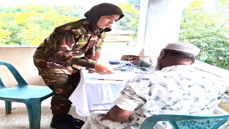 সখীপুরে বিনামূল্যে চিকিৎসাসেবা দিল সেনাবাহিনী