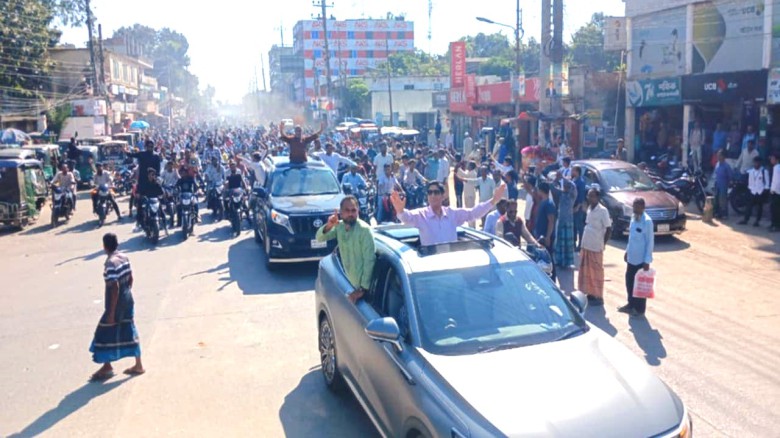ঘাটাইলে লুৎফর রহমান খান আজাদের নেতৃত্বে বিশাল মোটরসাইকেল শোভ