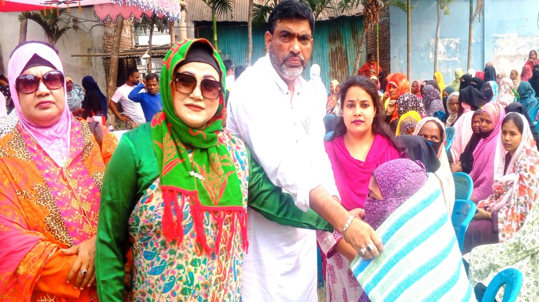 খালেদা জিয়ার রোগ মুক্তি কামনায় টাঙ্গাইলে অসহায় শীতার্ত মা