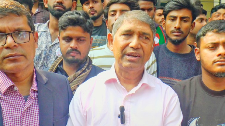 এই নির্বাচনের মধ্যদিয়ে গণতন্ত্রের উত্তরণ ঘটবে ...আহমেদ আযম খ