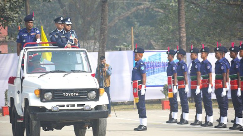 ছবির ক্যাপশন: 