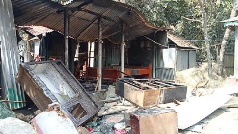 নাগরপুরে অগ্নিকাণ্ডে বসতঘর ভস্মীভূত