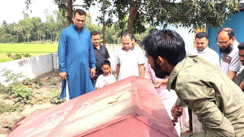 ভূঞাপুরে তেলের পাম্প তদারকিতে ইউএনও, মেলেনি মজুদ