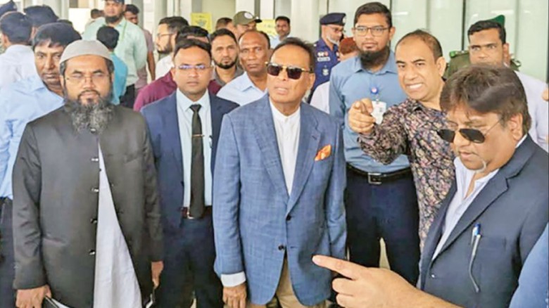 জেলেদের নিরাপত্তায় ট্রলারে স্যাটেলাইটের মাধ্যমে ইন্টারনেট সং