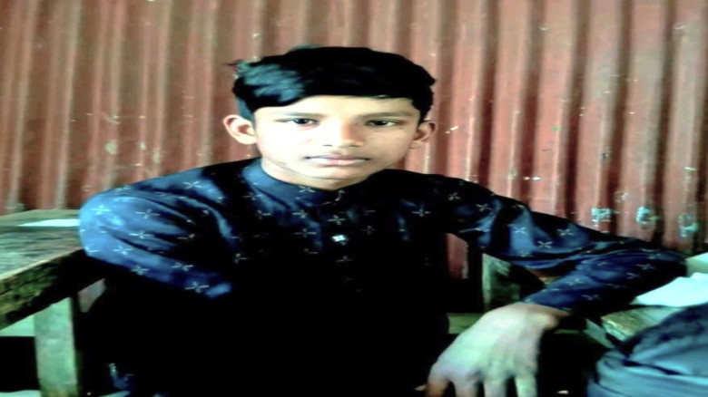 ভালুকায় নৌকা চালাতে গিয়ে নিখোজের  ১৮ ঘণ্টা পরে ছাত্রের মরদেহ