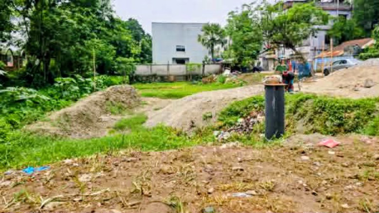 দখলে বিলীন হয়ে যাওয়া টাঙ্গাইলের শ্যামাবুর খাল এখন মৃত ড্রে