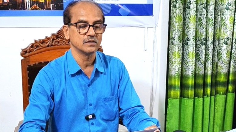 ছবির ক্যাপশন: 