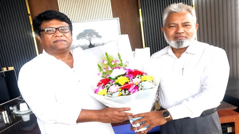 ডা. লিটন এমপির  সঙ্গে ময়মনসিংহ শিক্ষা বোর্ডের চেয়ারম্যানের স