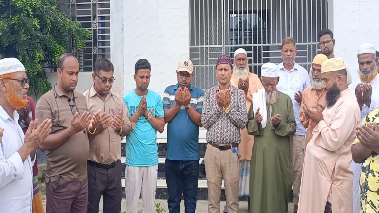 এনপিবি নিউজ এর জেলা প্রতিনিধি  ও দৈনিক প্রগতির আলোর স্টাফ রি