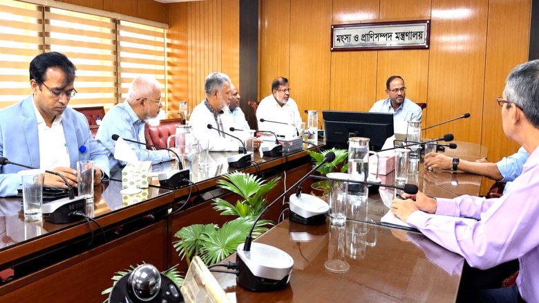 ডিম-মাংসের উৎপাদন বাড়িয়ে দাম যৌক্তিক পর্যায়ে রাখতে হবে :  প্রতিমন্ত্রী টুকু