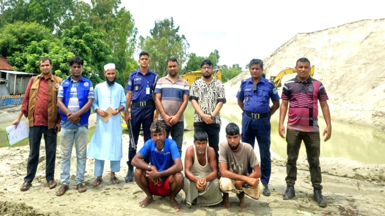 যমুনার বালুঘাটে অবৈধ বালু ব্যবসায় ৪ লাখ টাকা জরিমানা