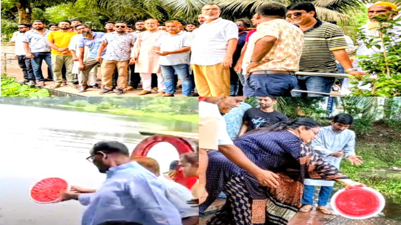 টাঙ্গাইল ডিসি লেকে  মাছের পোনা অবমুক্ত করলেন প্রতিমন্ত্রীর ট