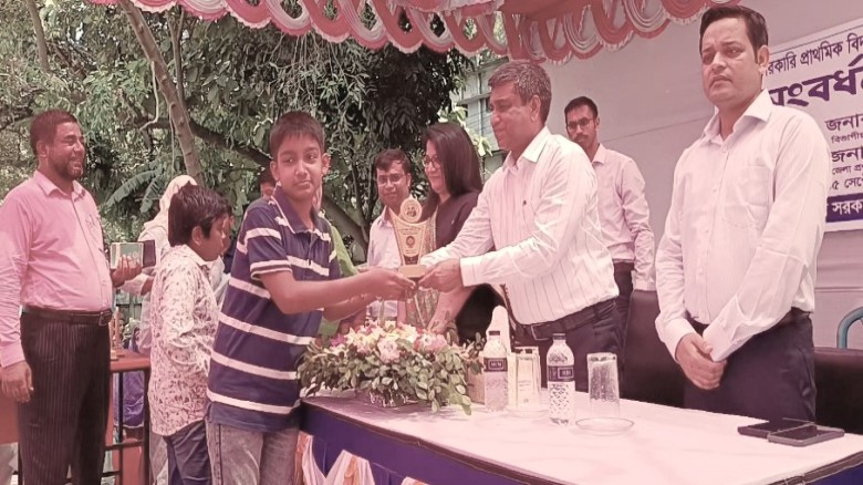 টাঙ্গাইলে প্রাথমিকে বৃত্তি প্রাপ্ত শিক্ষার্থীরা সংবর্ধিত