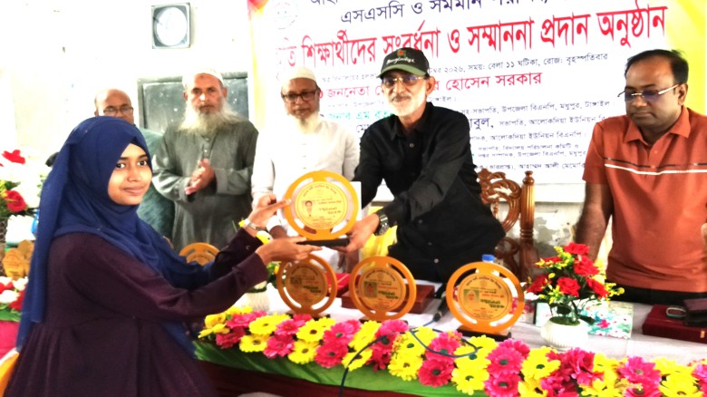 এন্ড্রয়েড ফোন ছাড়লেই ফলাফল ভালো হবে --- মধুপুর উপজেলা বিএনপির সভাপতি জাকির হোসেন সরকার
