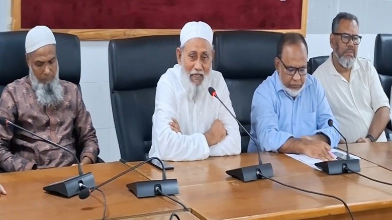 টাঙ্গাইলে ইন্টার্ন চিকিৎসকদের কর্মবিরতি প্রত্যাহার