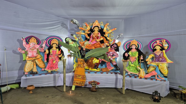 দেবী দুর্গার আবির্ভাব, মাহাত্ম্য এবং পূজার প্রচলন