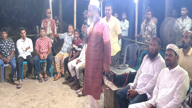 মধুপুরে পাঁচ পূজামণ্ডপ পরিদর্শন করলেন চেয়ারম্যান প্রার্থী আব