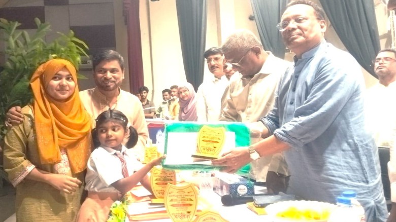 মধুপুরে আকা‌শী গ্রন্থাগার ও বিজ্ঞান ক্লাবের বৃত্তি পরীক্ষা প